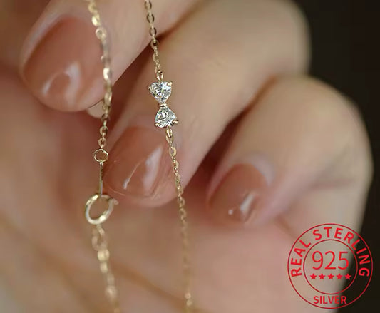 Bow charm bracelet